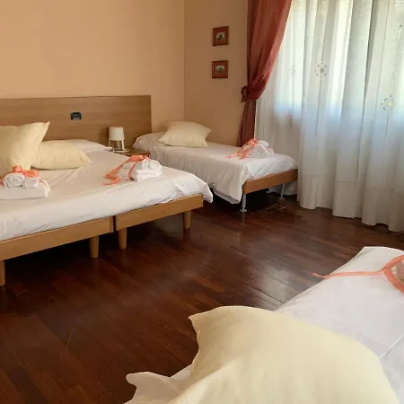 Oda ve Kahvaltı Al Borgo 3*